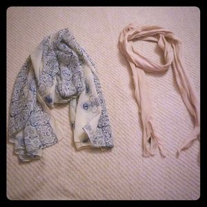 2 for 1 light weight scarves
